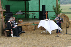 Ökumenischer Gottesdienst auf den Naumburger Feldtagen (Foto: Kar-Franz Thiede)